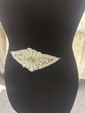 Applique en cristal brodée – Delphin