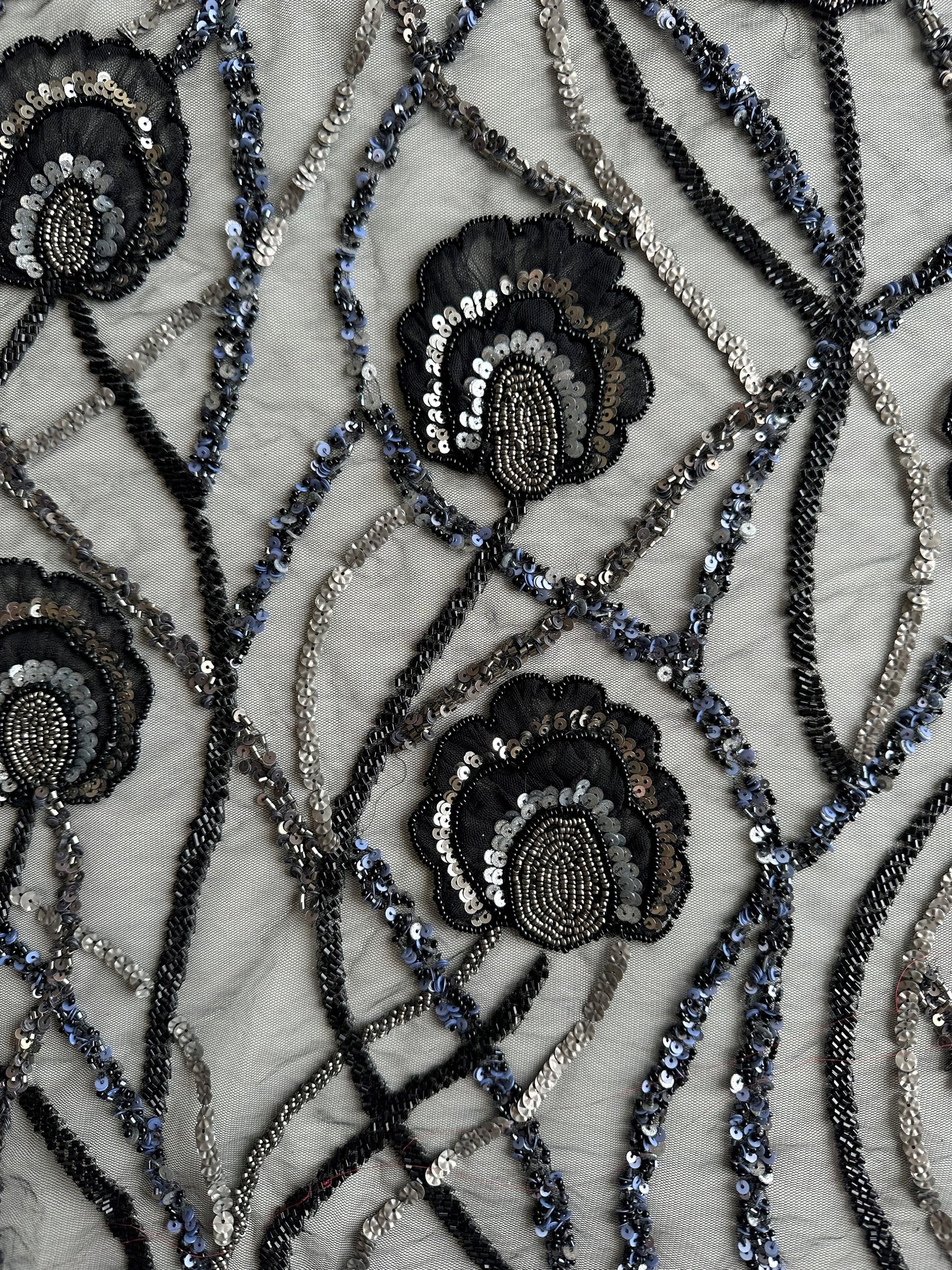 Dentelle perlée noire - Betty