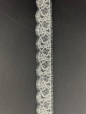 Bordure en dentelle ivoire chantilly - Charlotte