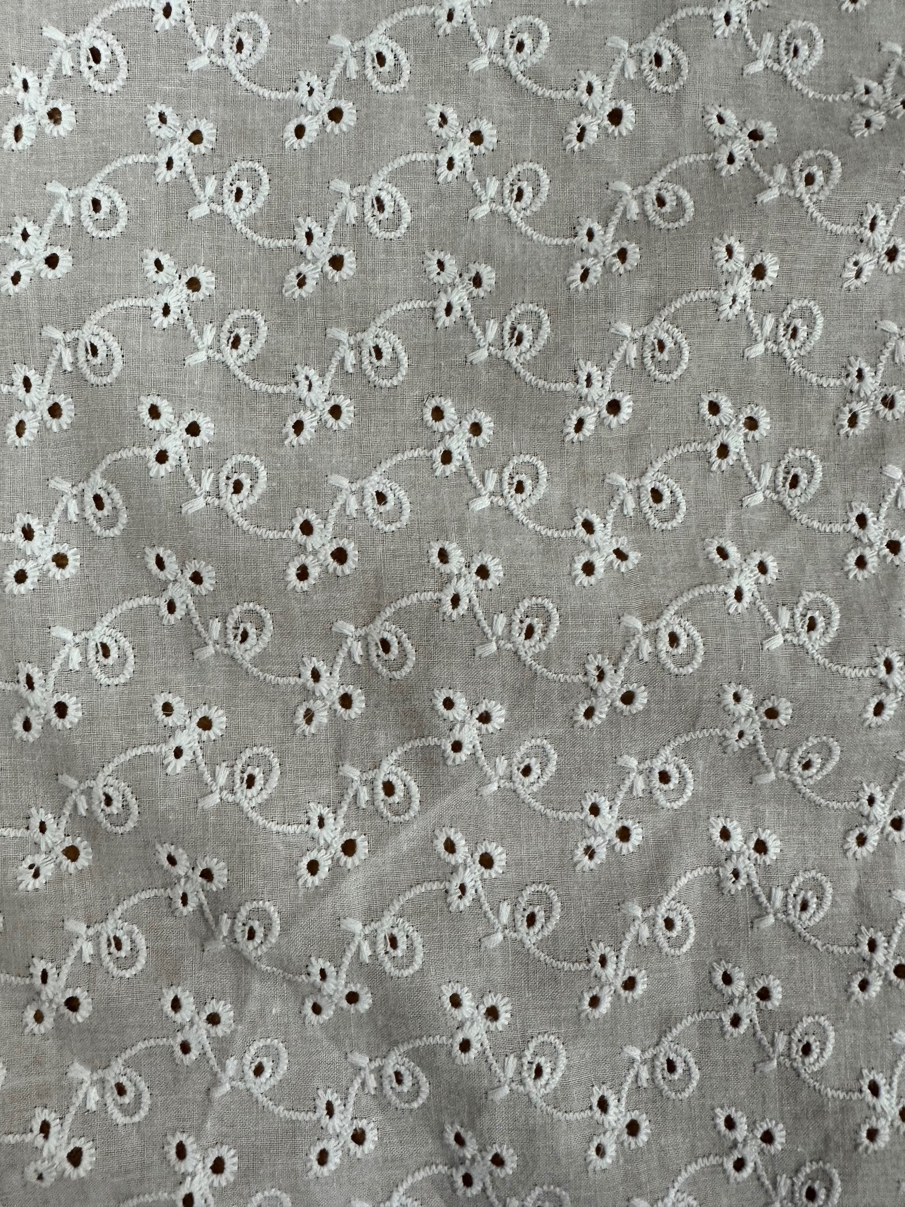 Broderie Anglaise Ivoire - Liège