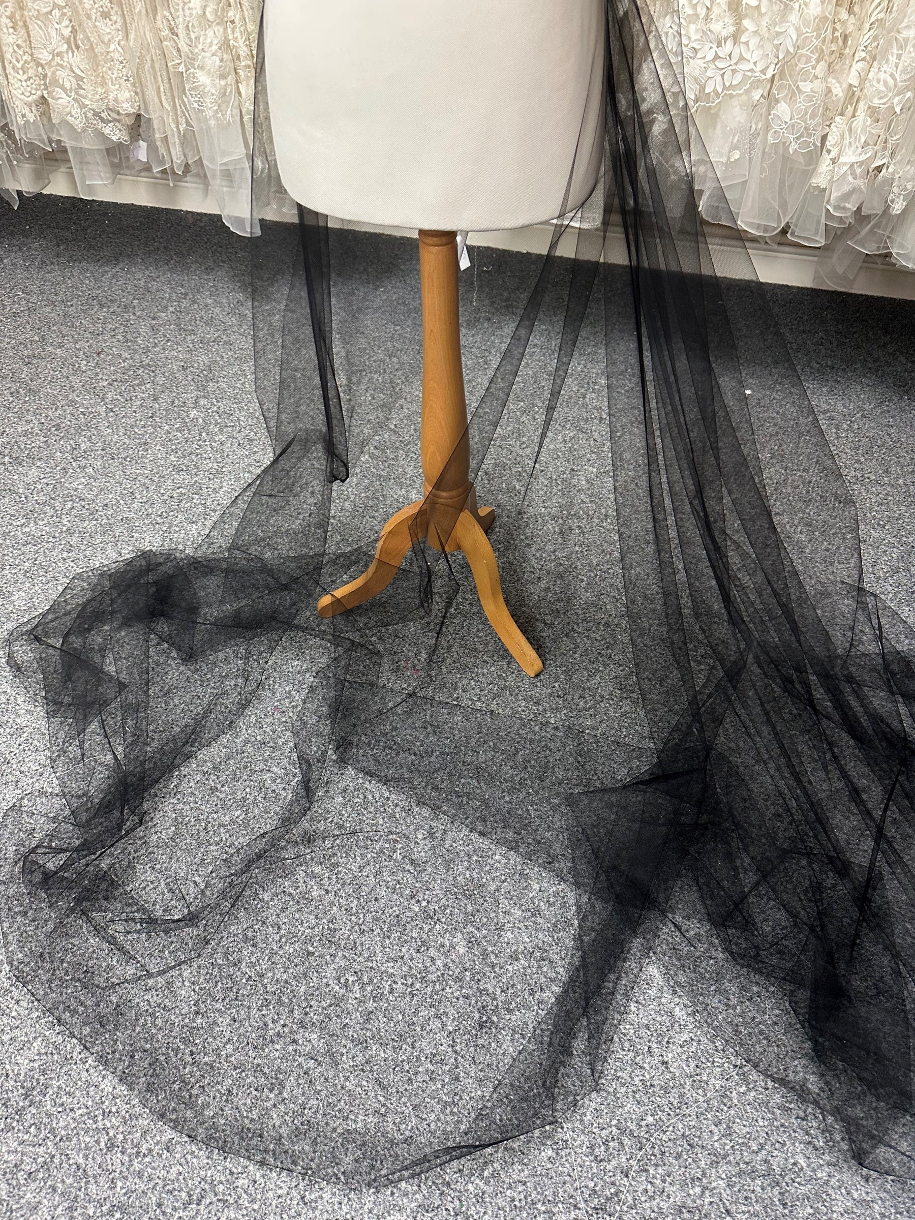 Tulle noir pour voiles - Baritone