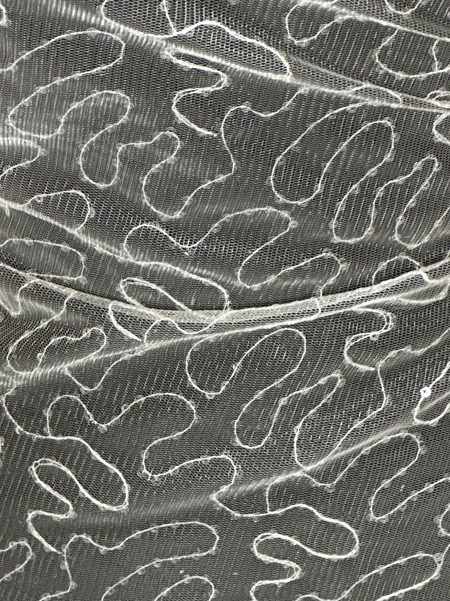 Tulle à sequins ivoire méandre - Aplomb