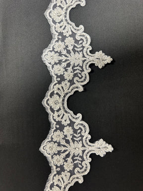 Bordure en dentelle blanche perlée - Sophia