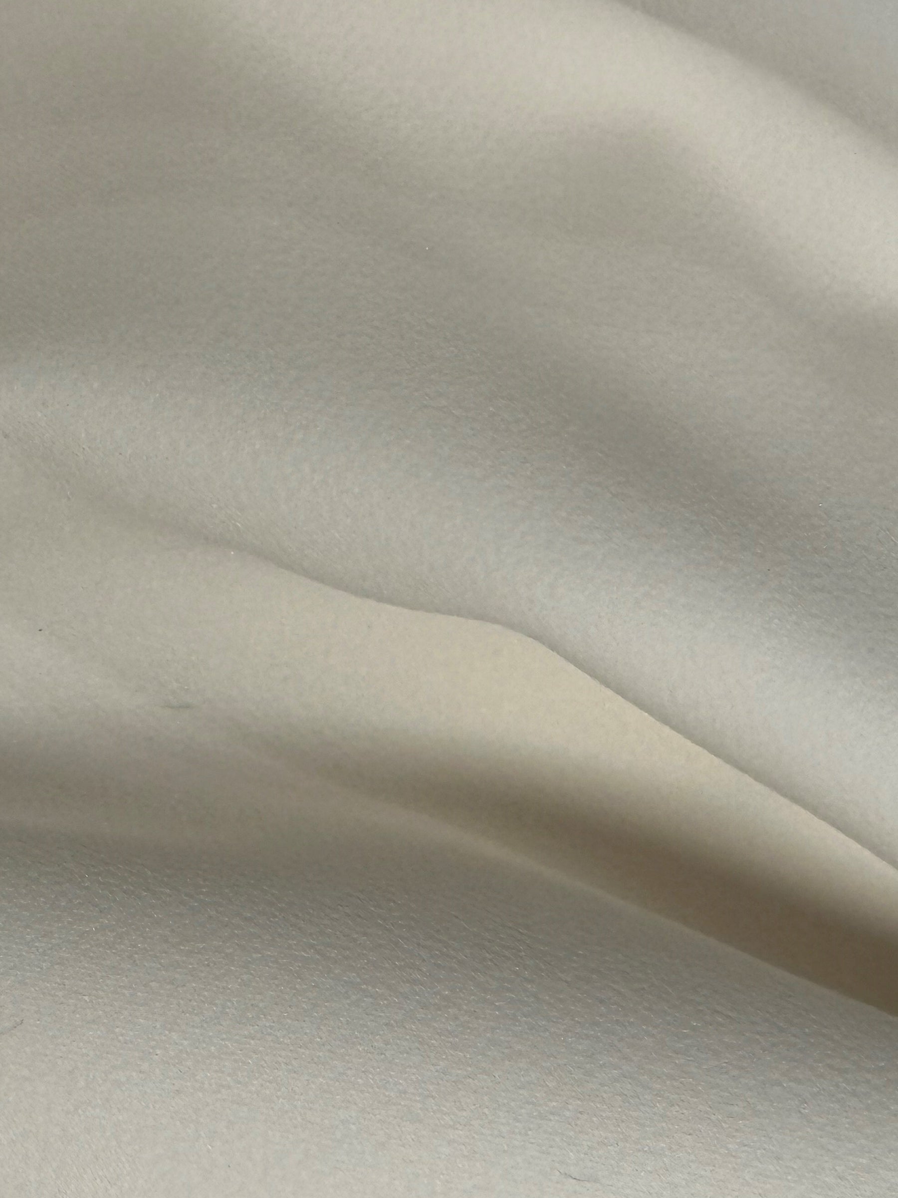 Crêpe épais en polyester ivoire clair - Pamper