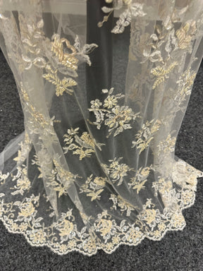Dentelle Perlée Champagne - Chloé