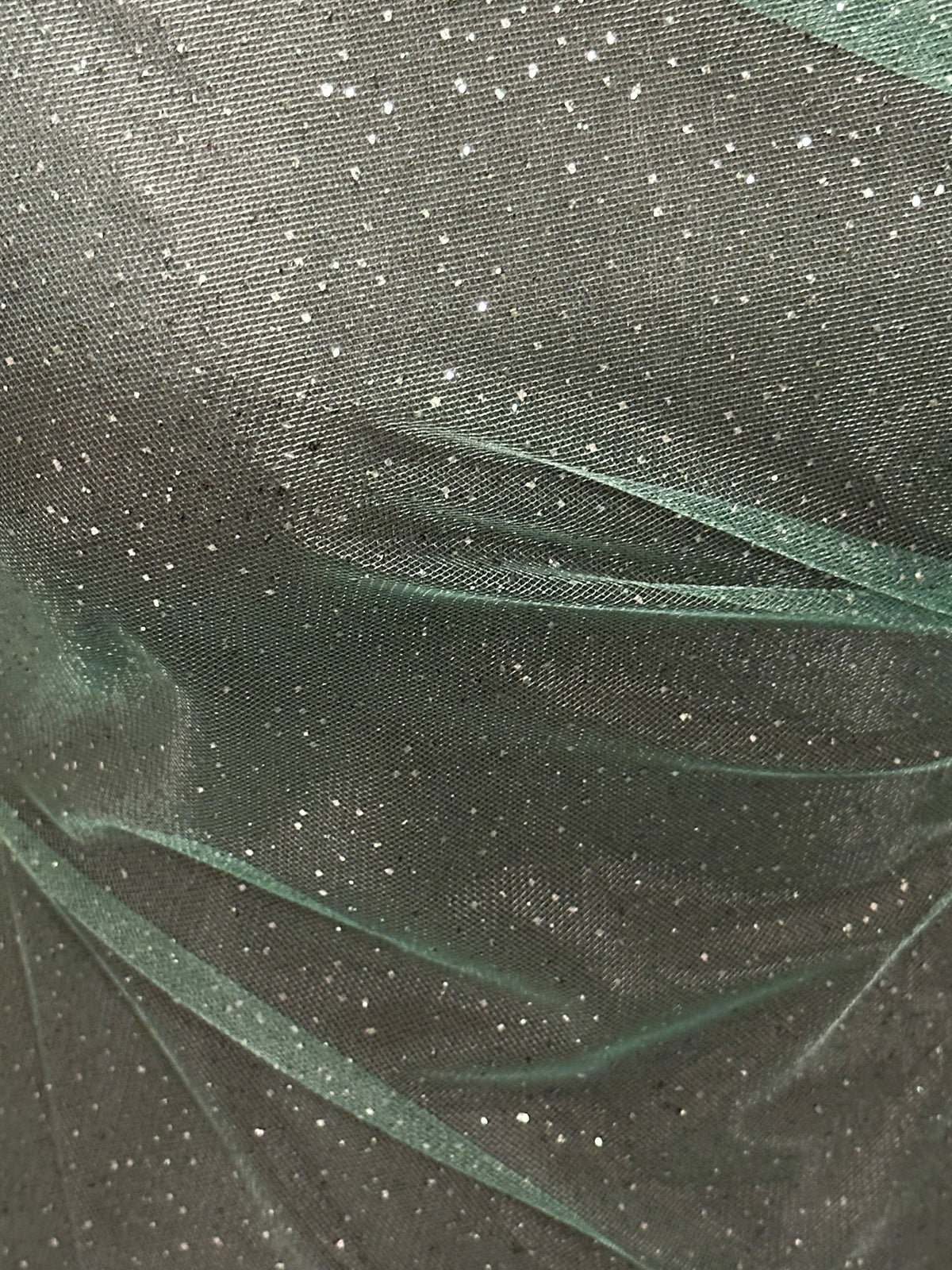 Tulle pailleté vert - Trompette