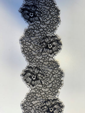 Bordure en dentelle Chantilly Eco noire - Devika