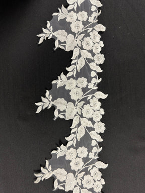 Bordure en dentelle à paillettes ivoire - Giddy