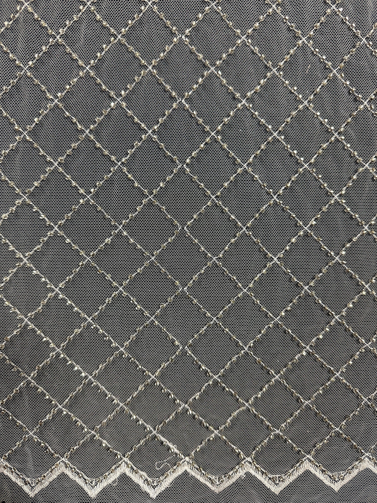 Dentelle à treillis perlée ivoire - Apaisement (CF Penelope)