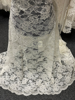 Dentelle cordée ivoire - P213
