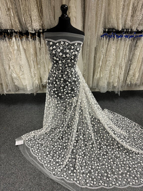 Dentelle bouffante à paillettes ivoire - Kira