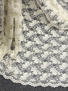 Dentelle de mariée cordée ivoire foncé - P379