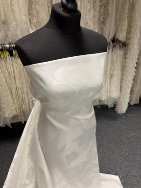 Brocade de soie italienne mélangée ivoire - Digne d'intérêt