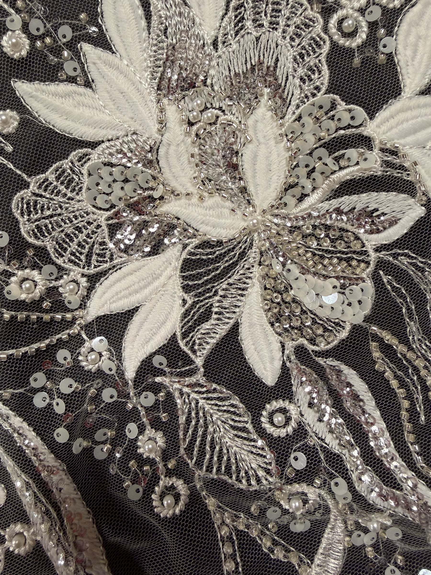 Tulle brodé perlé ivoire/argent - EB1098