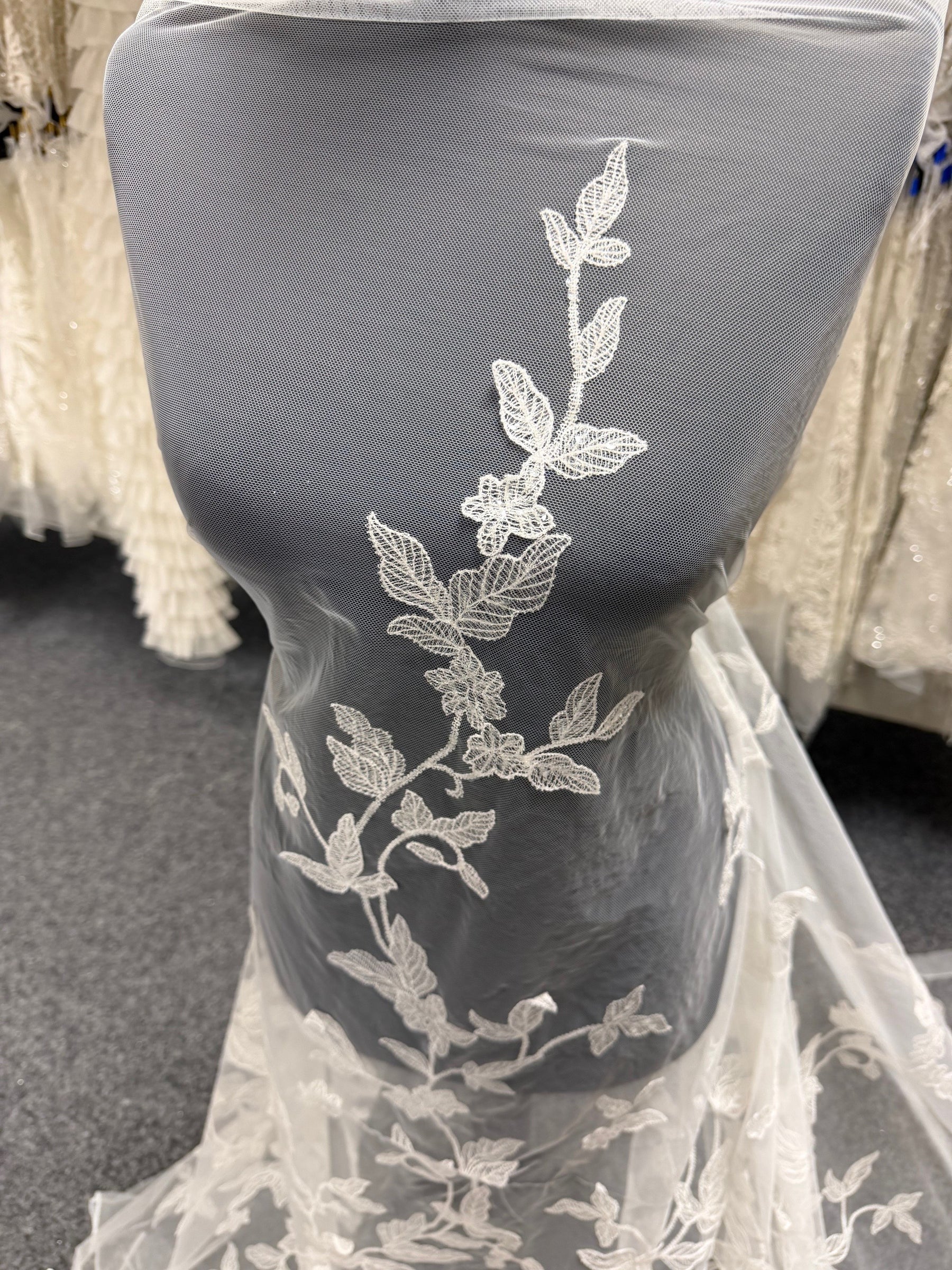 Ivory Sequin Lace - EB3040