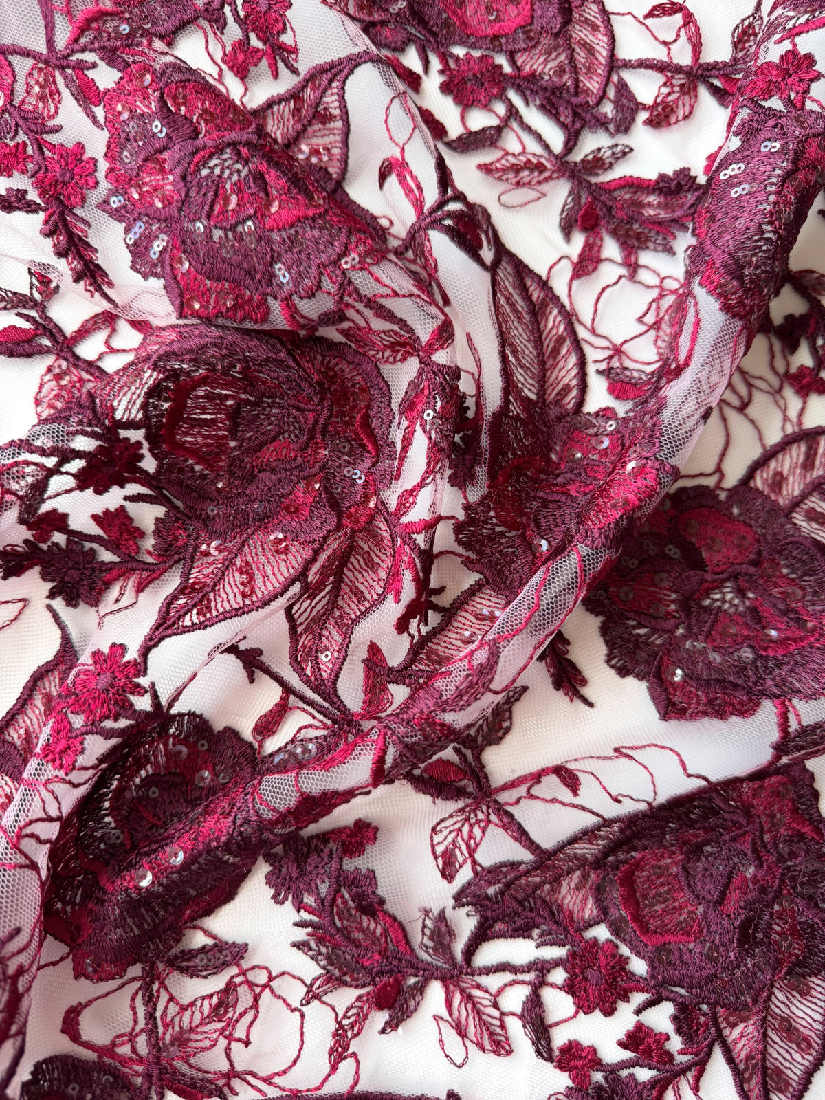 Dentelle à sequins brodée couleur vin – EB3059