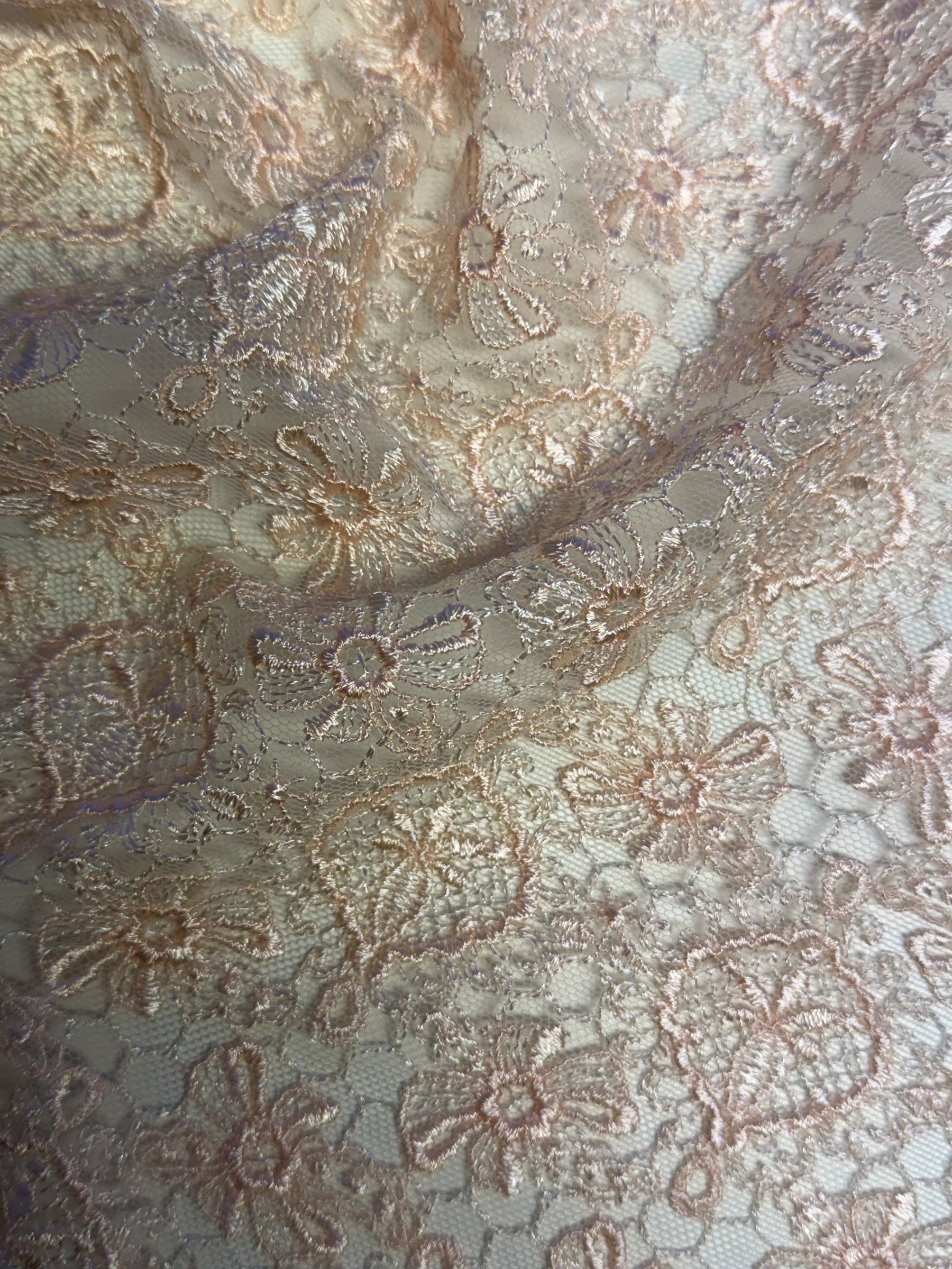 Dentelle brodée rose coquillage - EB5010