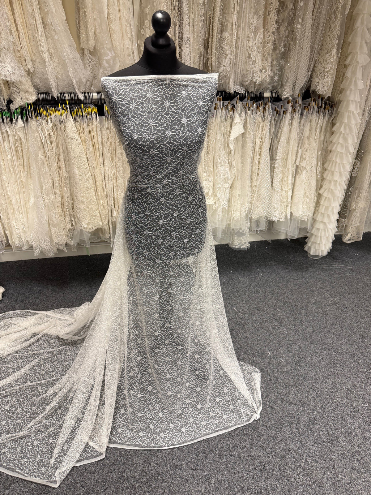 Dentelle de mariée ivoire - EB5021