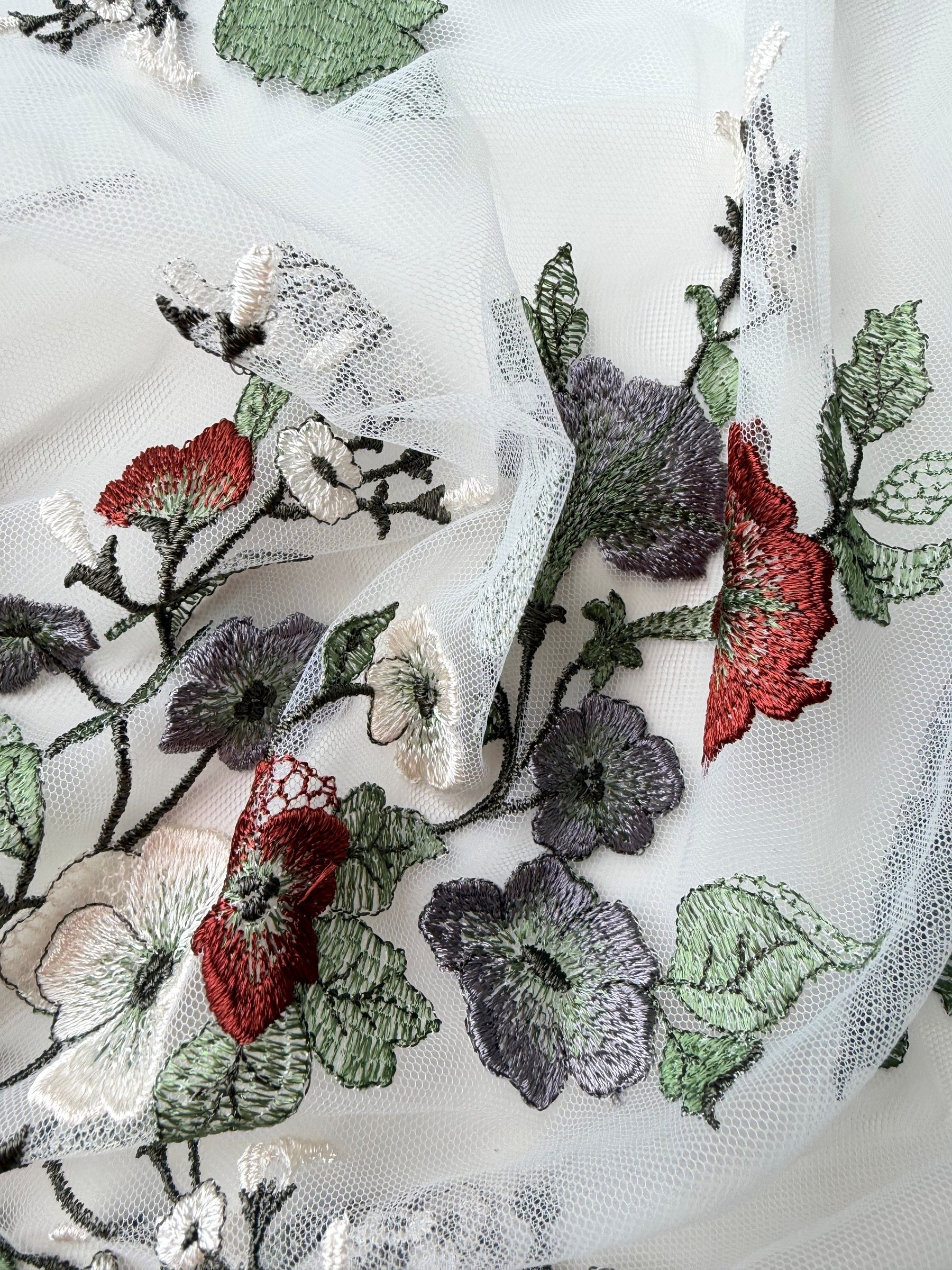 Dentelle ivoire, raisin et vin - EB5055
