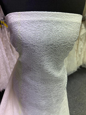 Jacquard cloqué italien ivoire pâle - P664