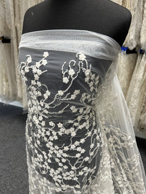Dentelle brodée ivoire - Yuna