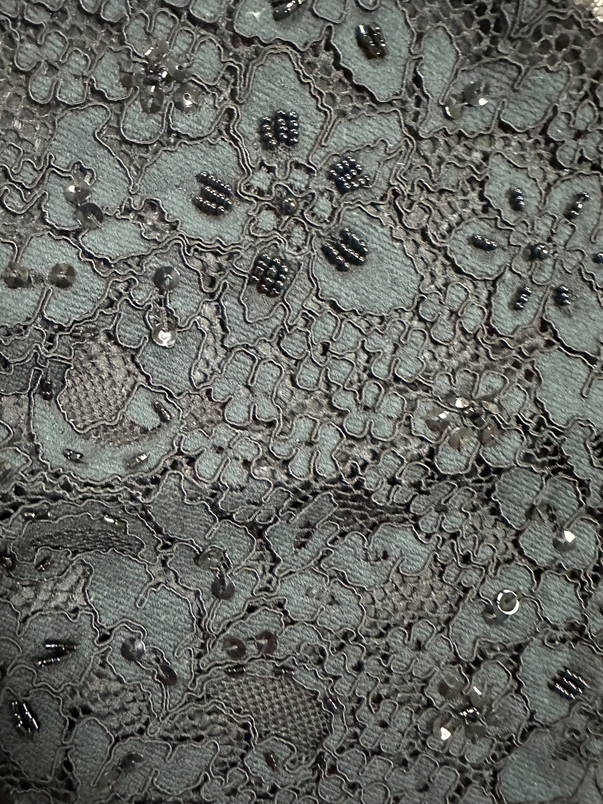 Dentelle noire perlée et cordée - Autriche