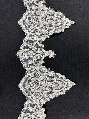 Bordure en dentelle perlée ivoire - Zorb