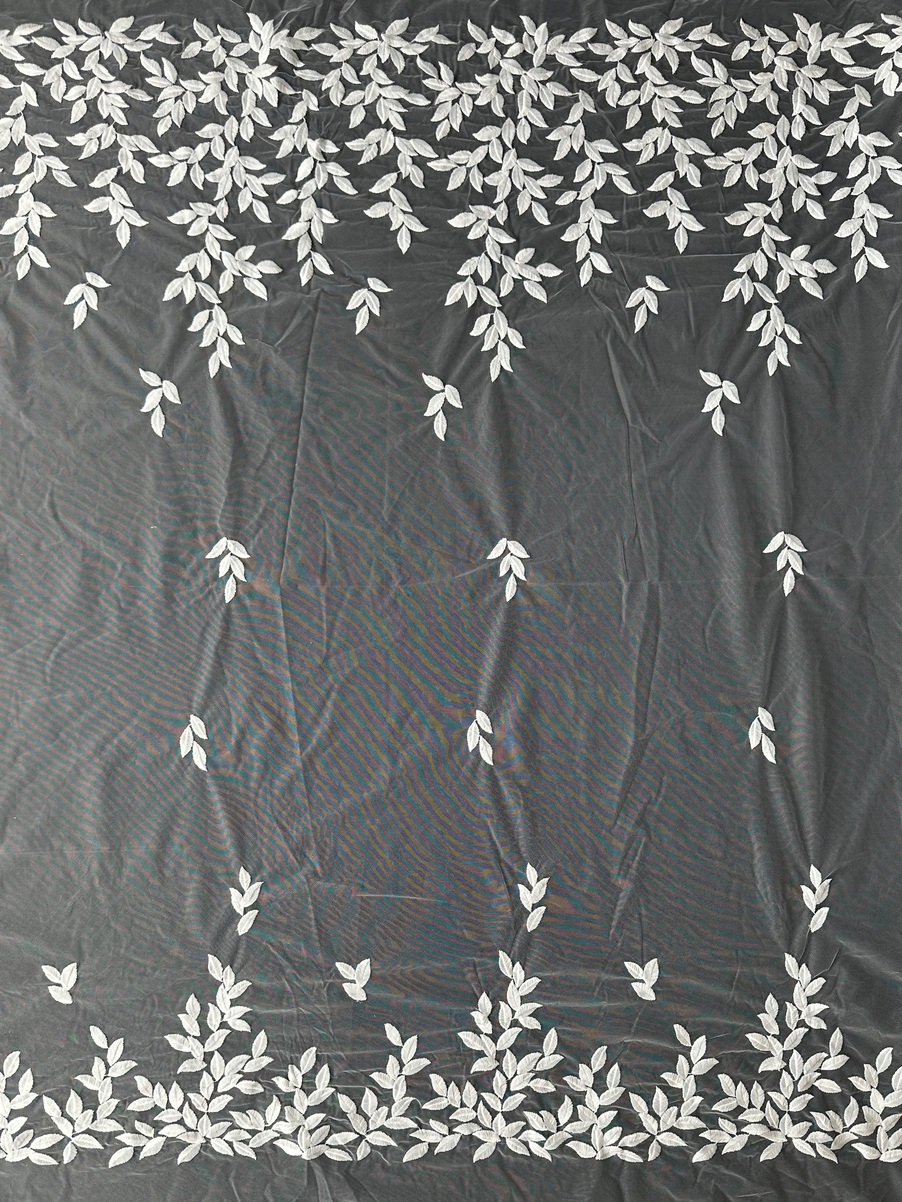 Dentelle brodée ivoire - Ferris