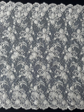 Dentelle de Chantilly ivoire à cordon - Guthrie