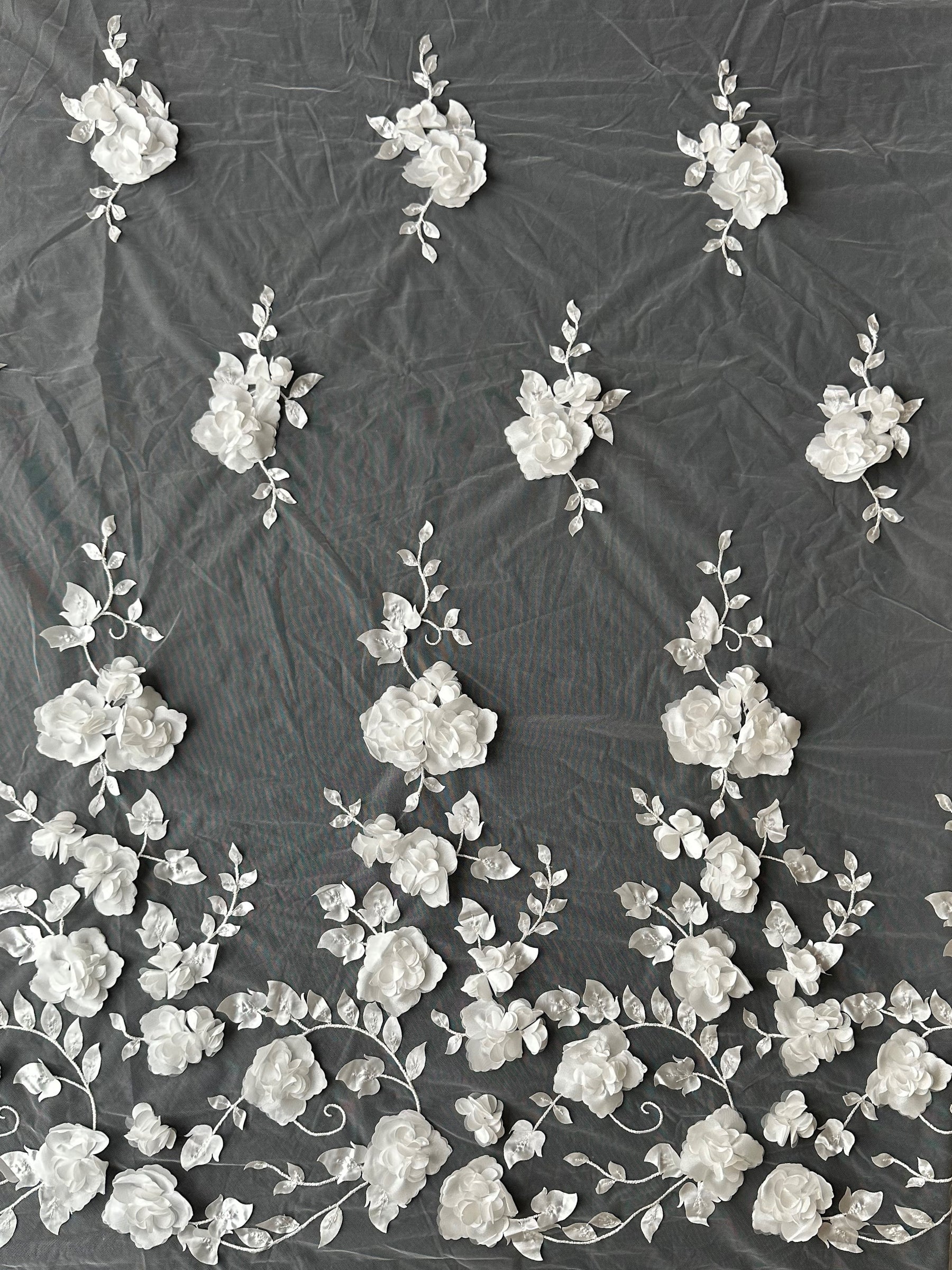 Dentelle florale 3D ivoire - Helzel