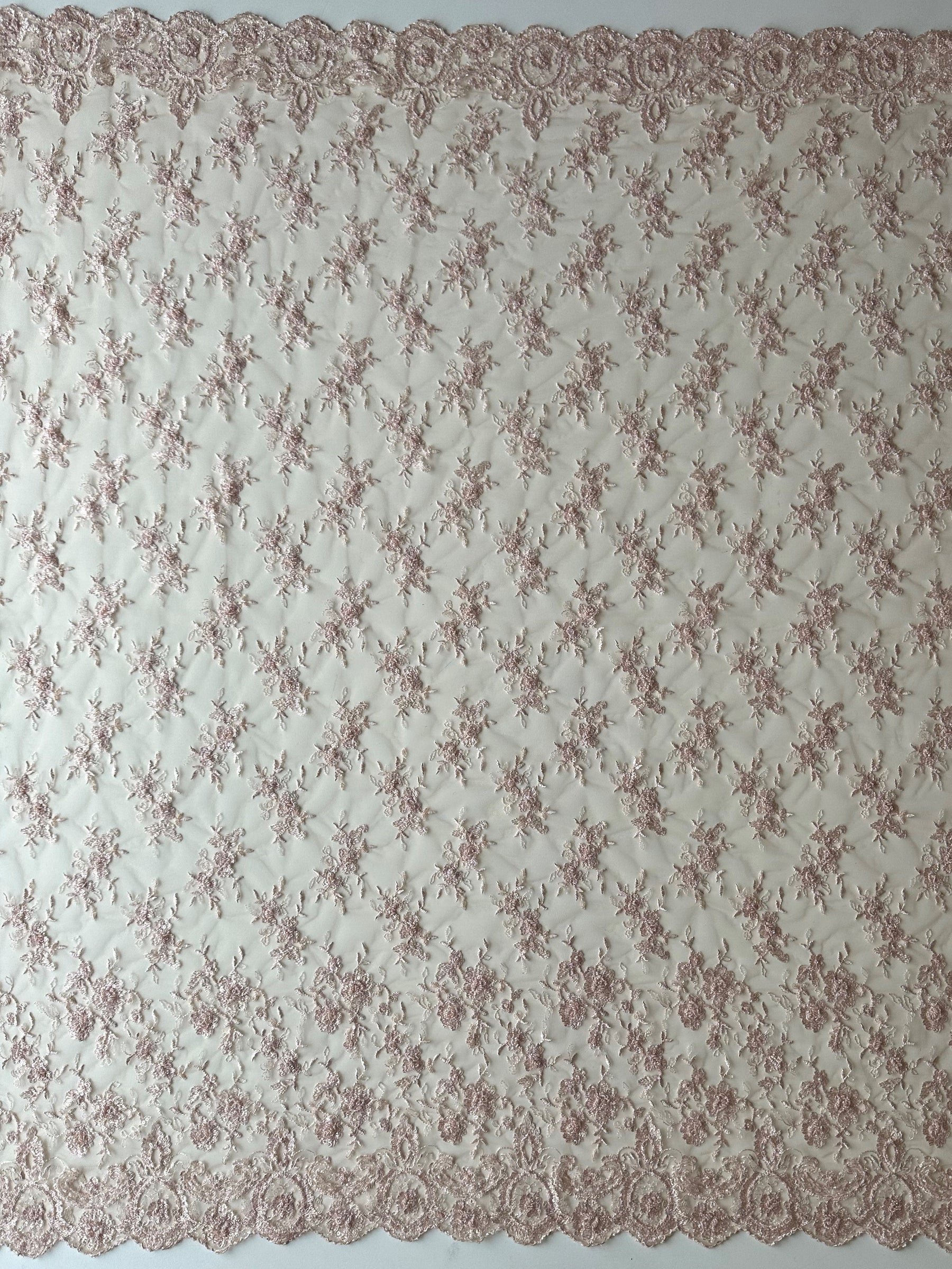 Dentelle perlée couleur chair - Sappy