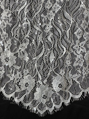 Dentelle à sequins ivoire - LB6005