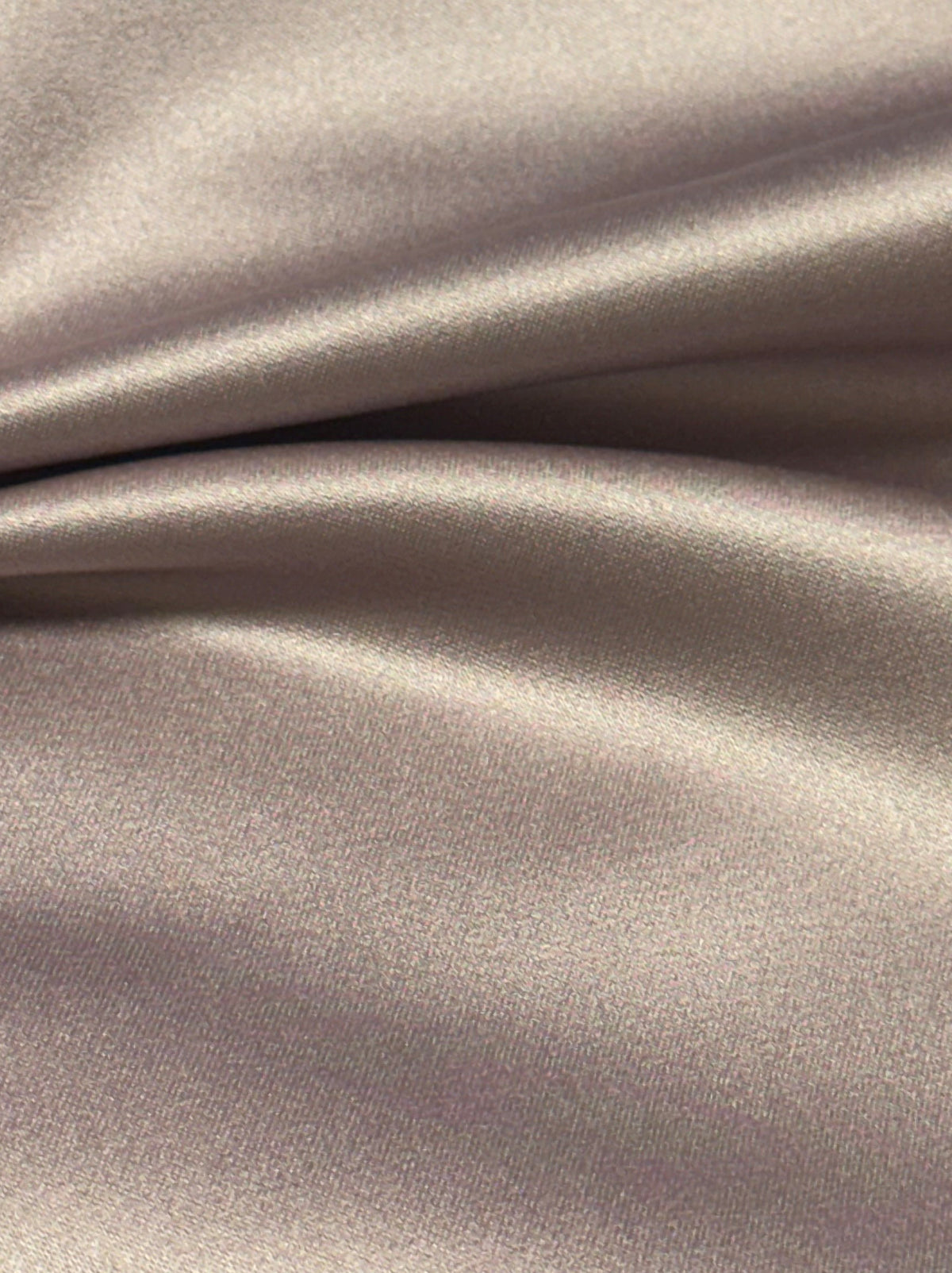 Satin de polyester rose lilas - Canada
