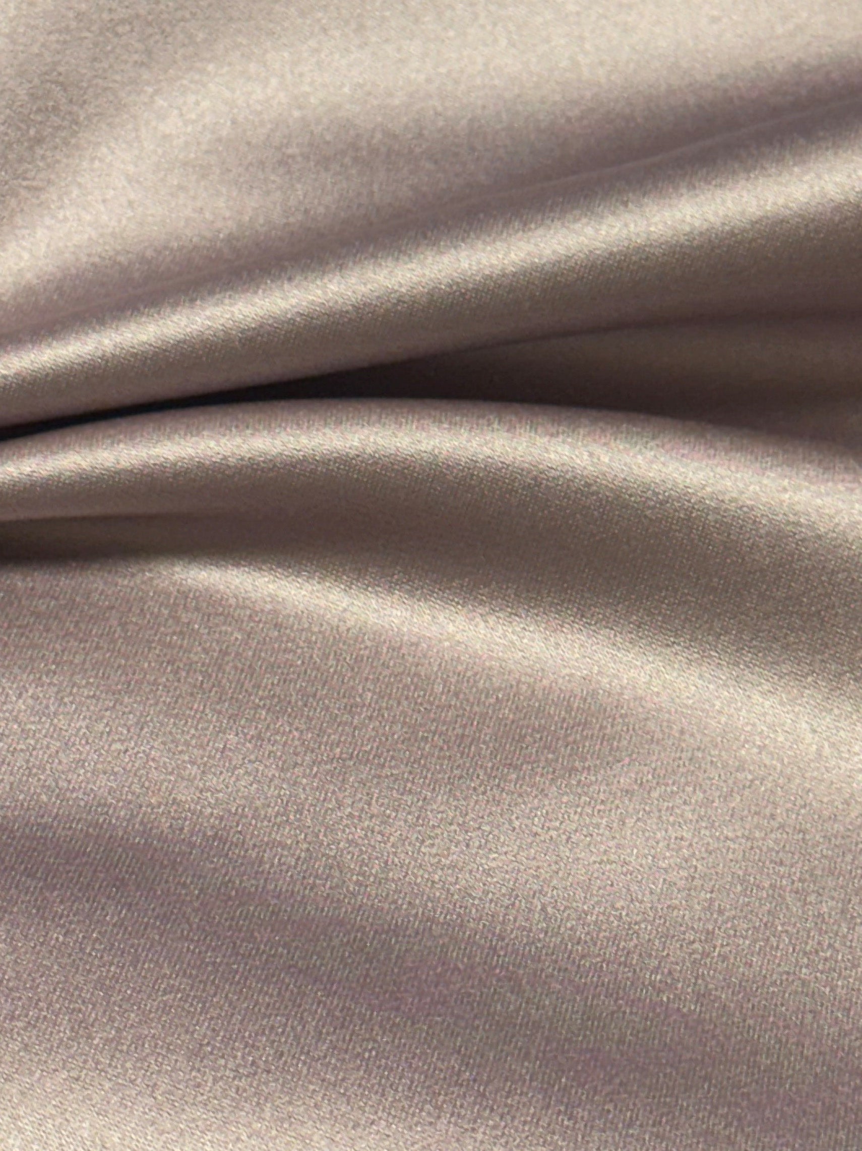 Satin de polyester rose lilas - Canada