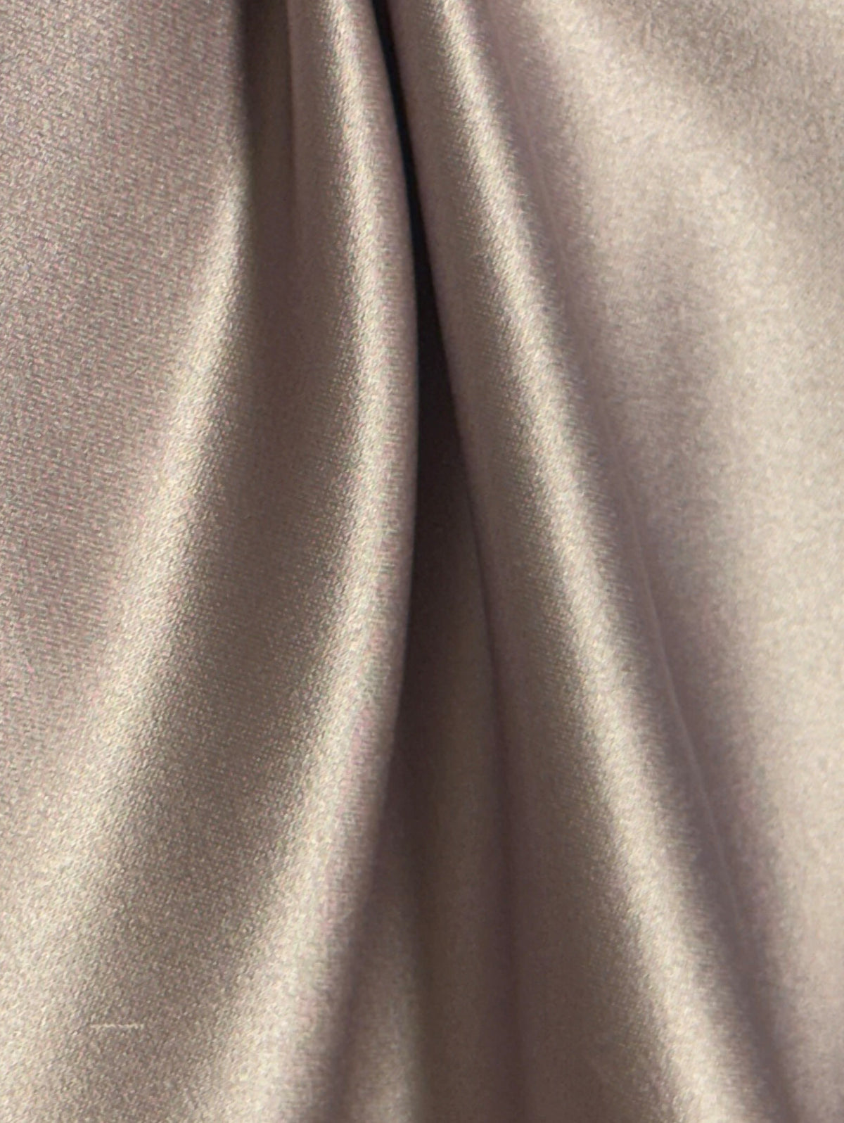 Satin de polyester rose lilas - Canada