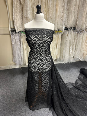 Dentelle à fleurs brodée noire - Madcap