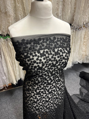 Dentelle à fleurs brodée noire - Madcap