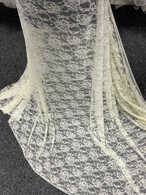 Dentelle extensible ivoire Raschel – Matina