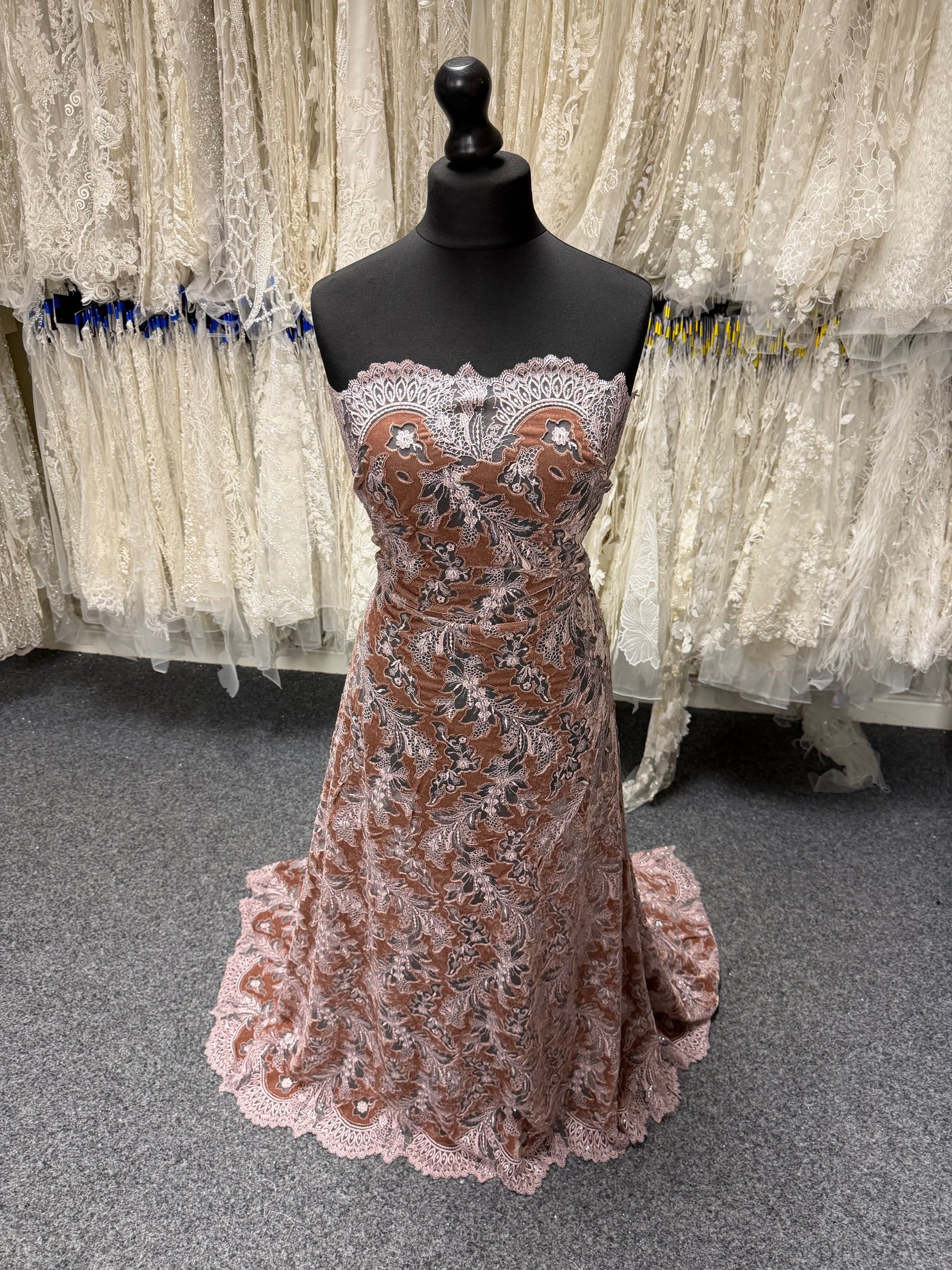 Dentelle en velours 3D effet vison - EB3023