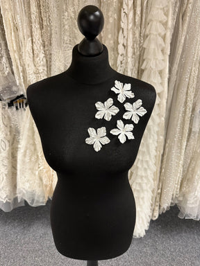 Fleurs en satin écologique ivoire - MM0037 (Sachet de 144)