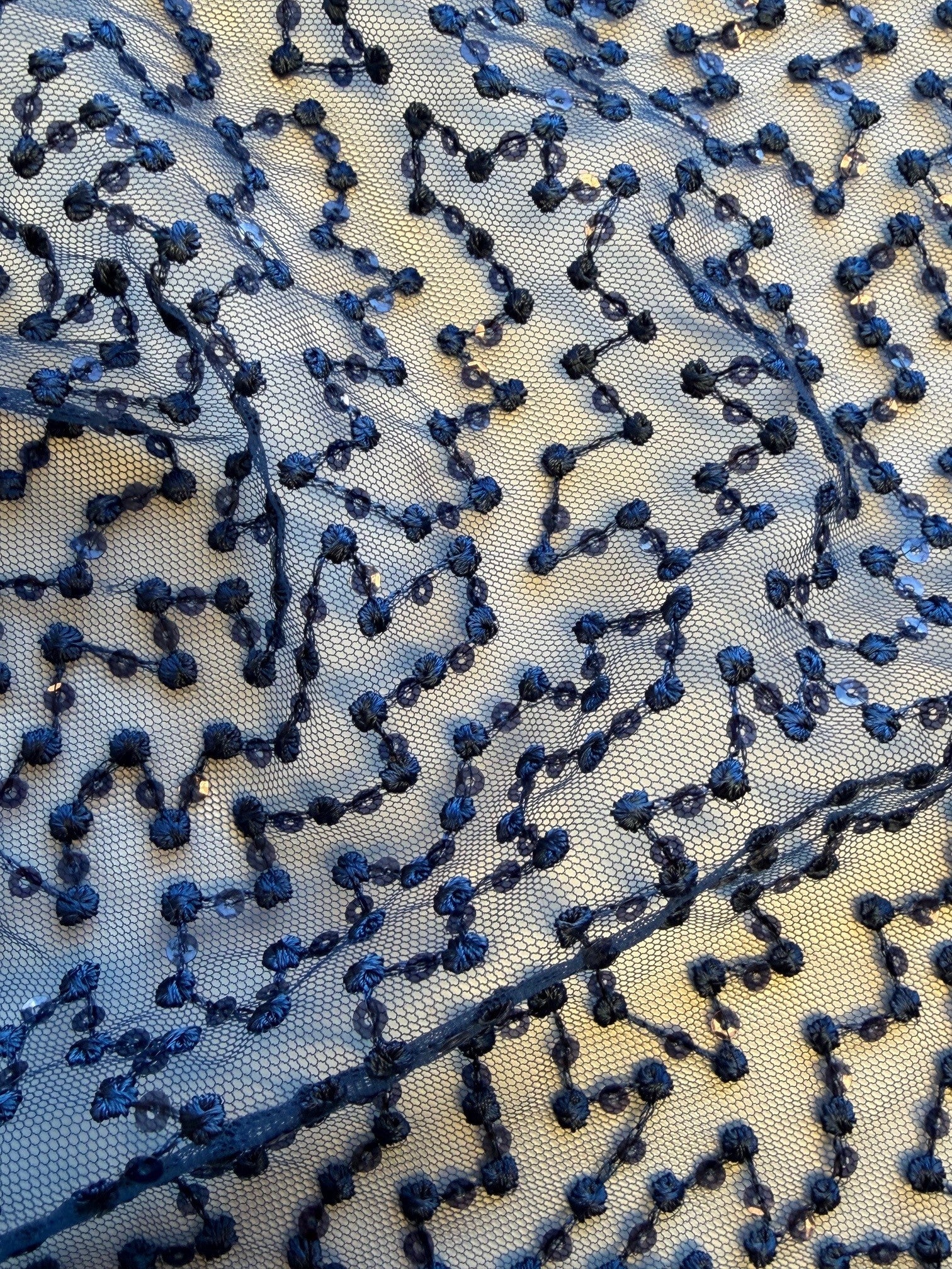 Dentelle brodée de sequins bleu marine - EB3029