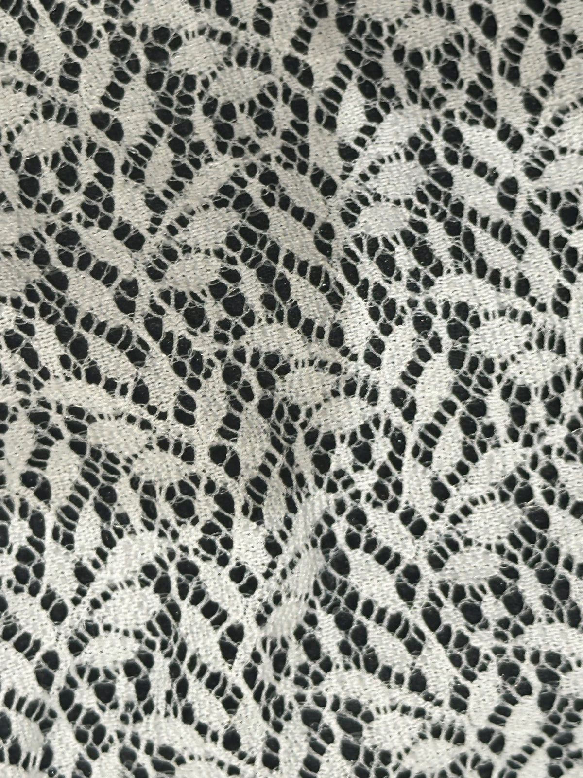 Dentelle à feuilles ivoire - Nicole (CF)