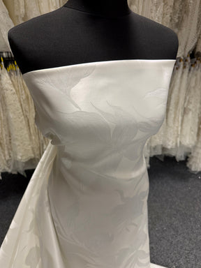 Brocade de soie italienne mélangée ivoire - Digne d'intérêt
