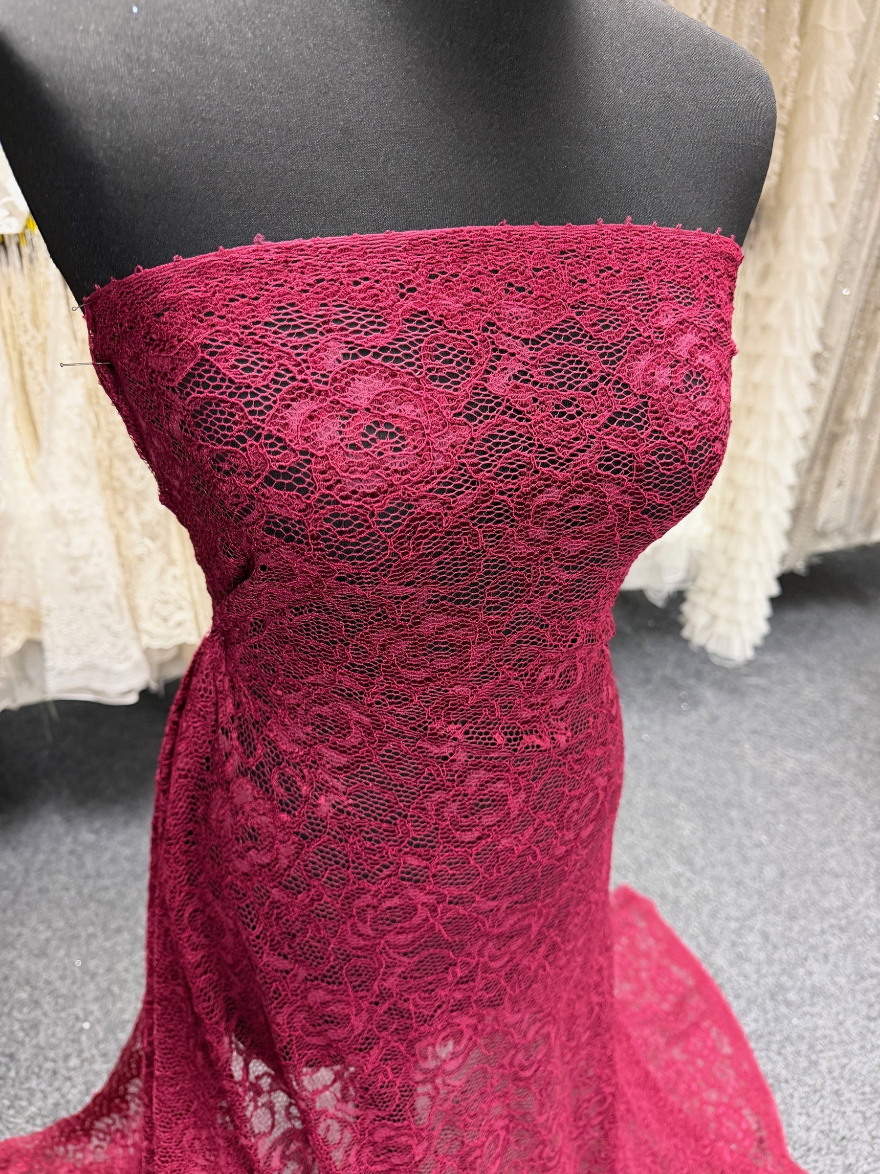 Dentelle extensible cordée lie de vin - P619