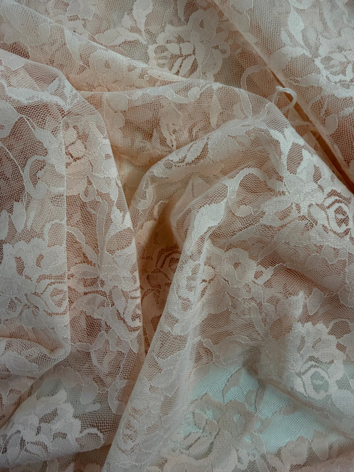 Dentelle Raschel extensible pale rose – Matina