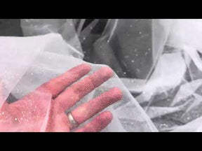Tulle blanc à paillettes argentées - P15