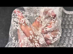 Dentelle brodée rose coquille - P615