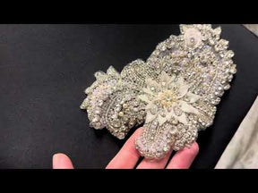 Applique en cristal brodée – Carnation