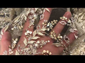 Tulle brodé orné de perles - EB1086
