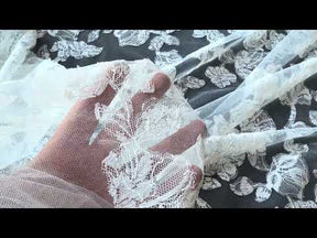 Dentelle brodée contemporaine ivoire - EB5041